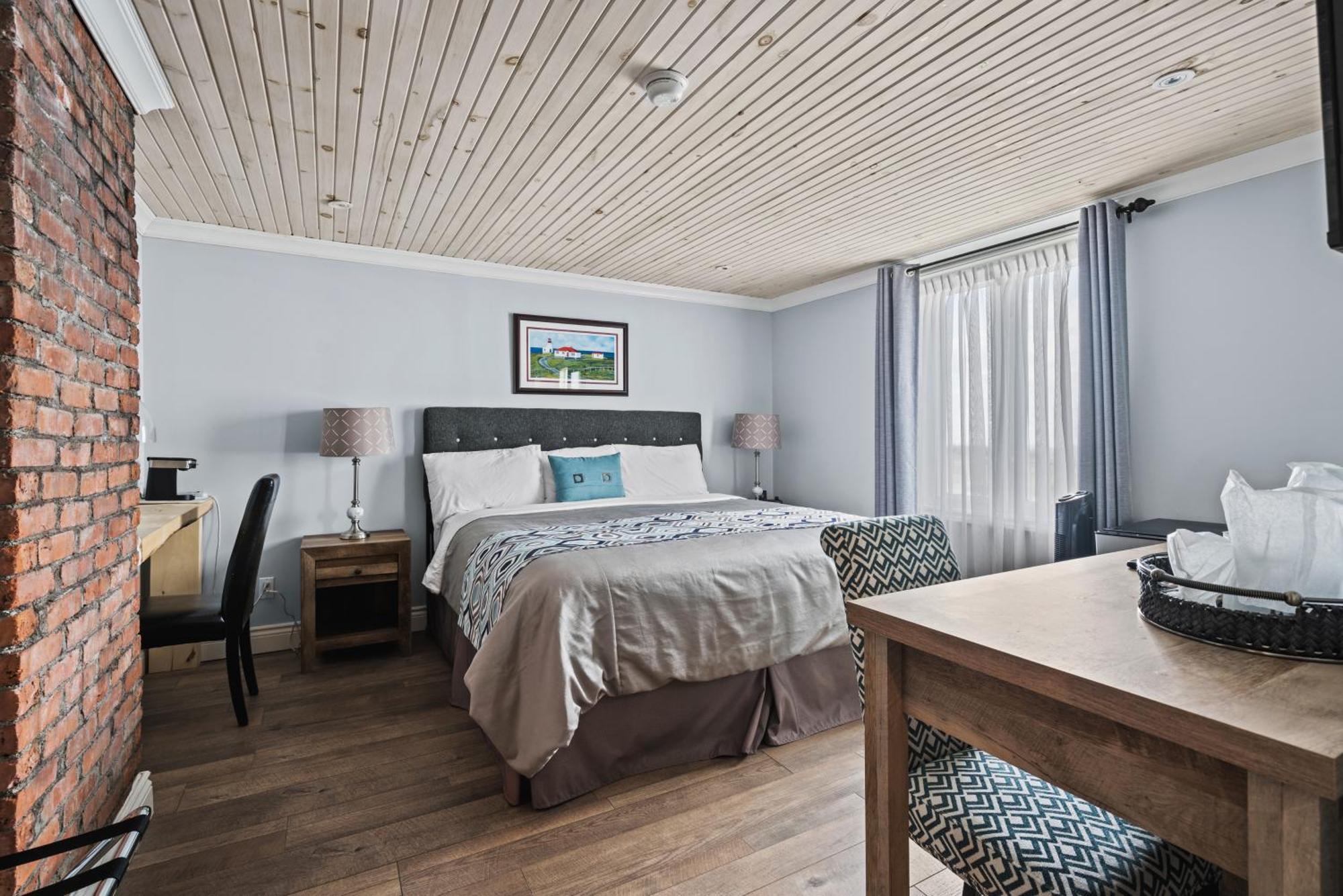 Edge Of The Avalon Inn Trepassey Экстерьер фото