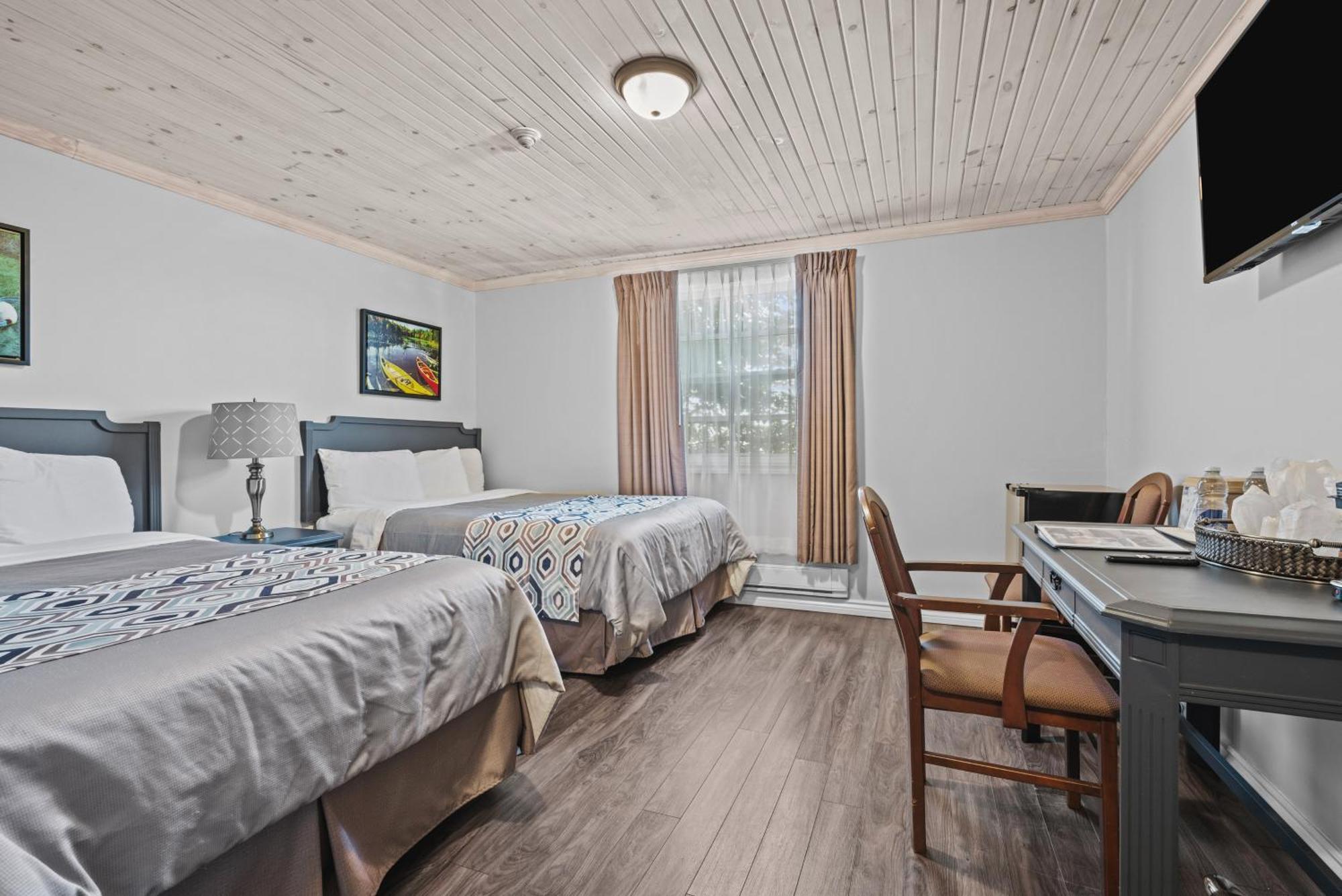 Edge Of The Avalon Inn Trepassey Экстерьер фото